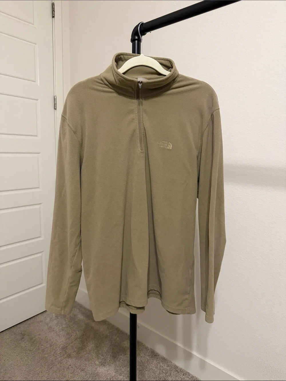 The North Face Men's Half-Zip Fleece Pullover Khaki Tan - Size Large